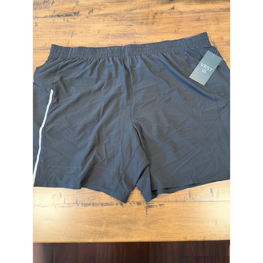 VRST Mens Relaxed Fit Sport Shorts Black Size XXL 7 Inch Inseam NWT